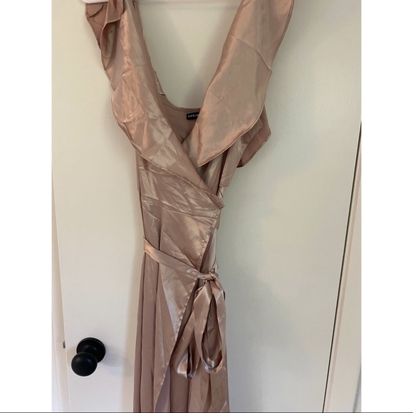 New Champagne Dress - Picture 7 of 8